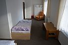 Hotel u Koci&aacute;na - Tř&iacute;lůžkov&yacute; pokoj č.1. Zimmer