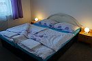 Hotel u Koci&aacute;na - Dvoulůžkov&yacute; pokoj č.6. Bett